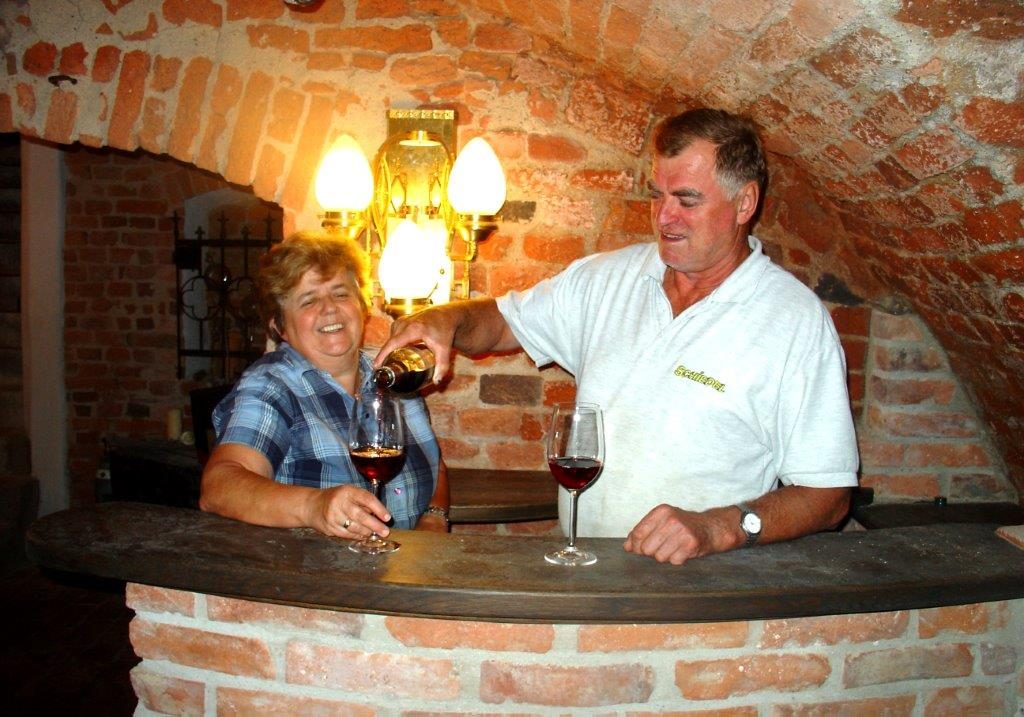 Weinkeller im Gasthof Schneider